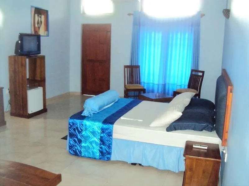 Rani Beach Resorts Negombo Hotel